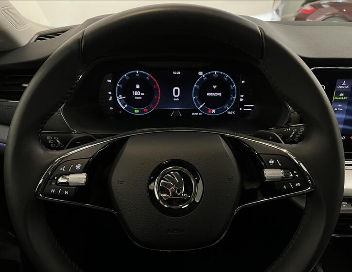 Škoda Octavia 15