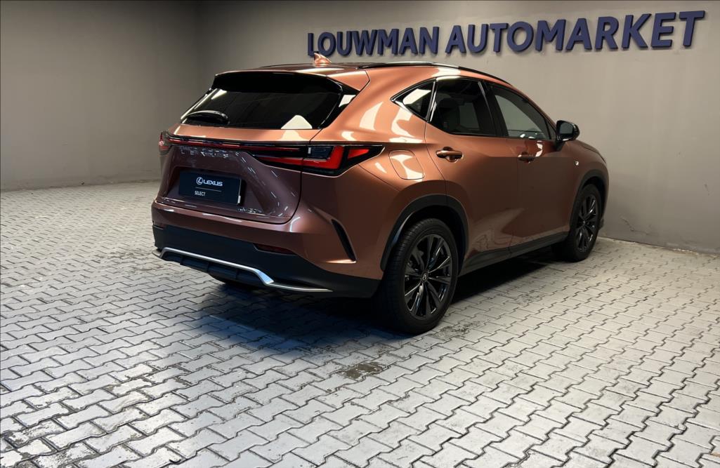 Lexus NX 450h plus