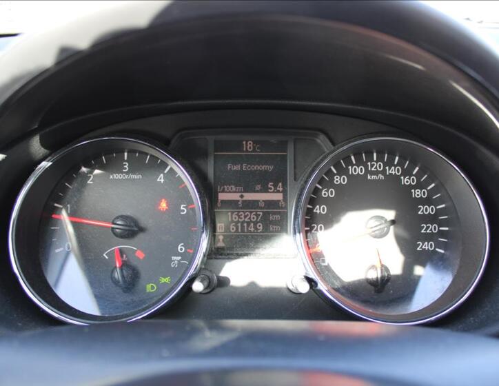 Nissan Qashqai 15