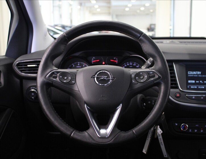 Opel Crossland X 9