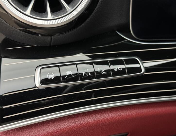 Mercedes-Benz CLS 8