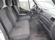 Renault Master 8
