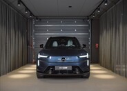 Volvo EX90 8