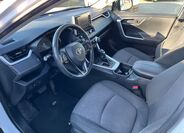 Toyota RAV4 13