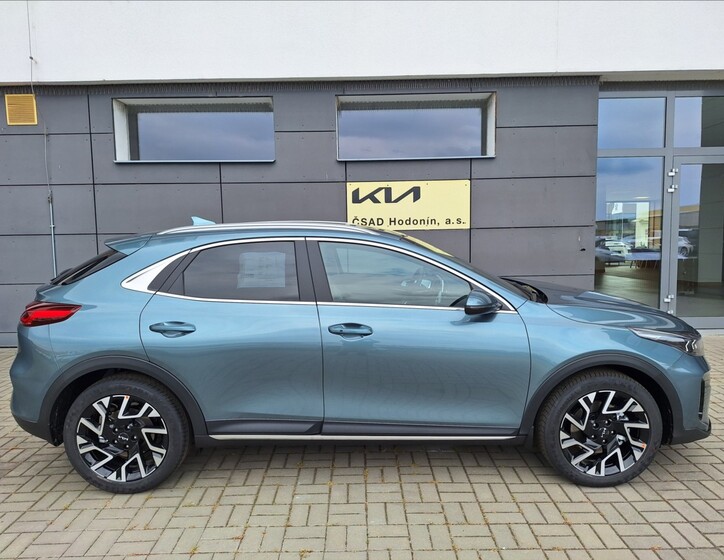 KIA XCeed 7