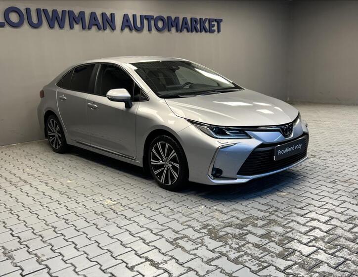 Toyota Corolla 13