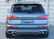 Audi Q7 5