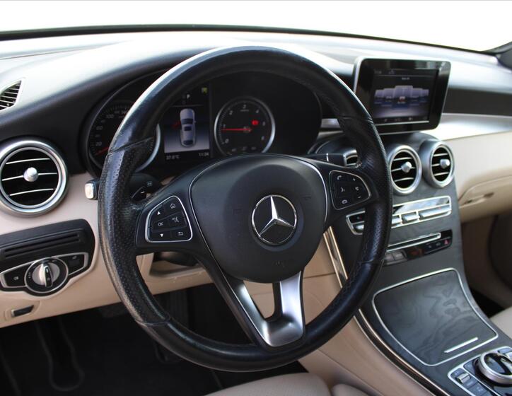 Mercedes-Benz GLC 14