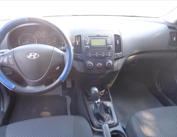 Hyundai i30 11