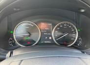 Lexus NX 300h 12