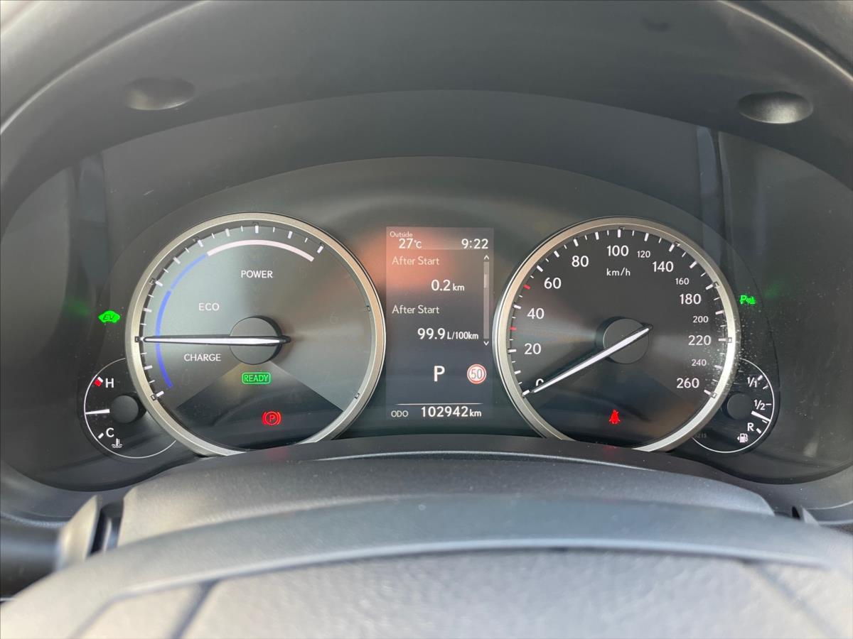 Lexus NX 300h