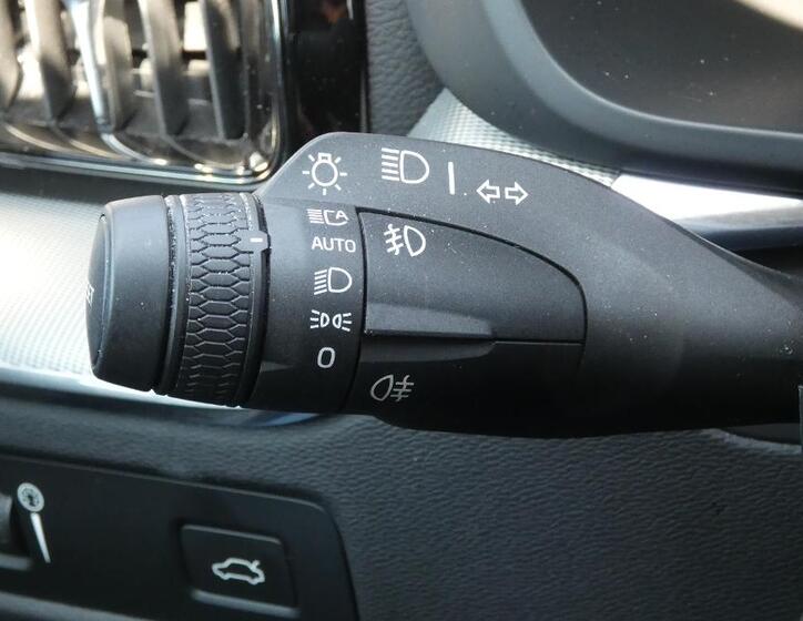 Volvo XC60 10