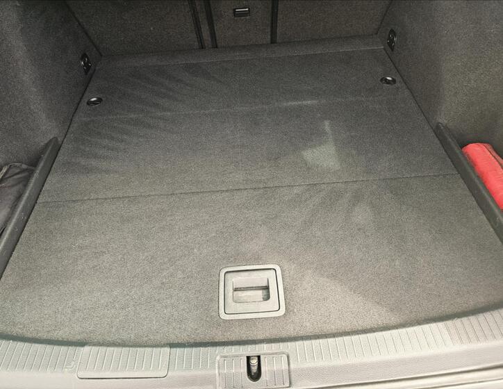 Volkswagen Golf 27