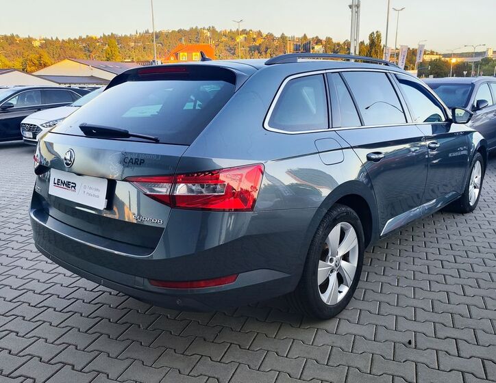 Škoda Superb 5
