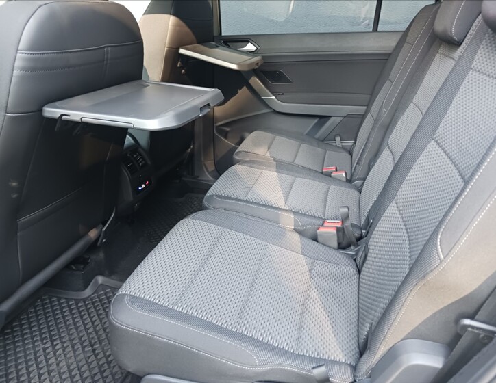 Volkswagen Touran 20