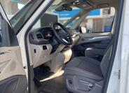 Volkswagen Multivan 5