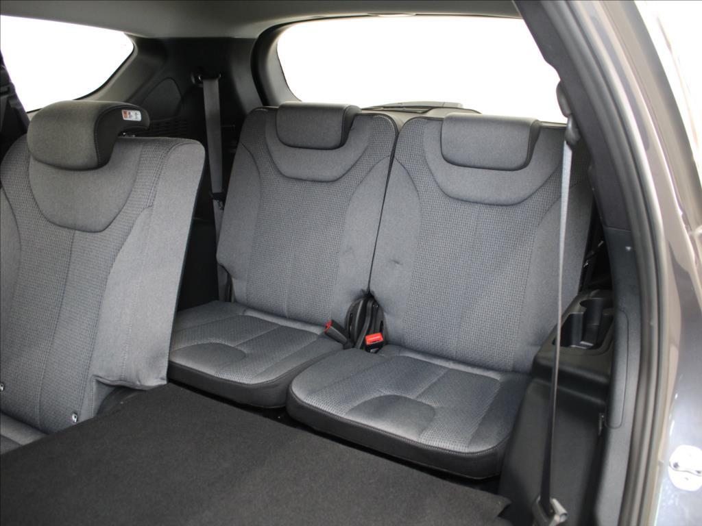 Hyundai Santa Fe 8