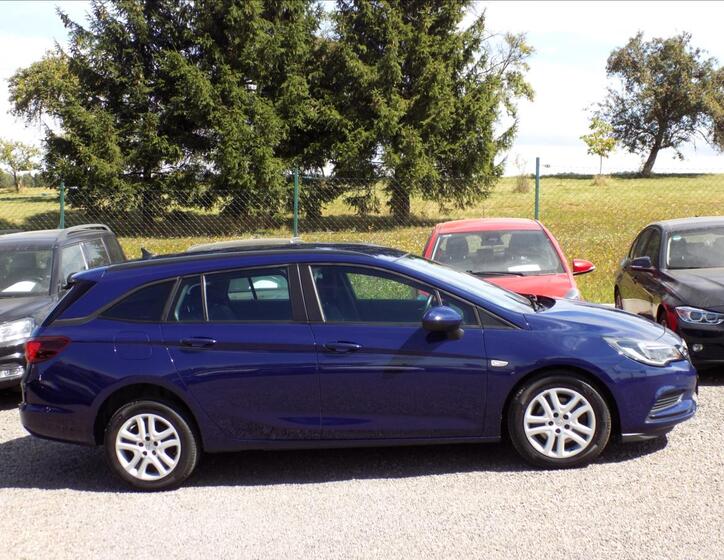 Opel Astra 4