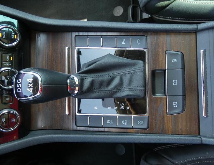 Škoda Superb 18