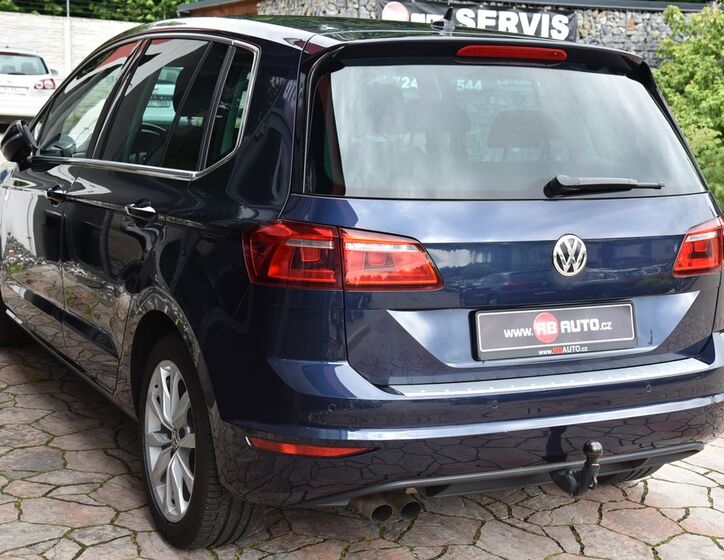Volkswagen Golf Sportsvan 10