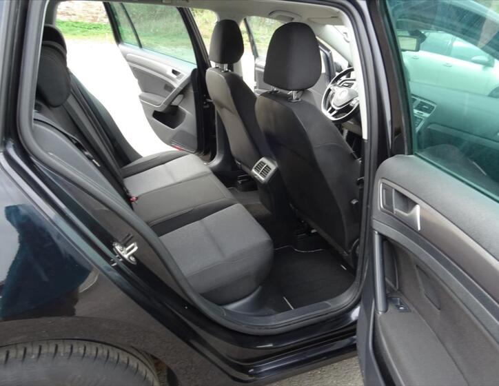 Volkswagen Golf 14