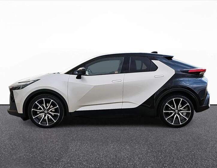 Toyota C-HR 4