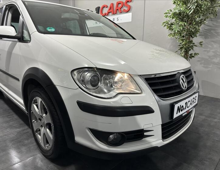 Volkswagen Touran 27