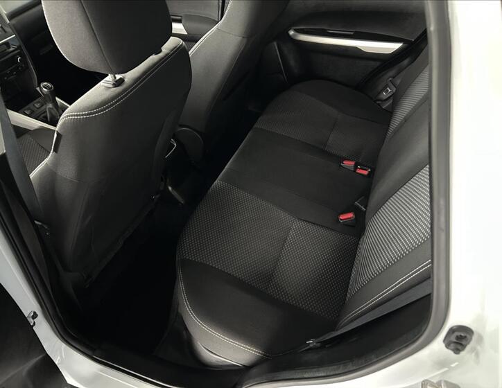 Suzuki Vitara 22