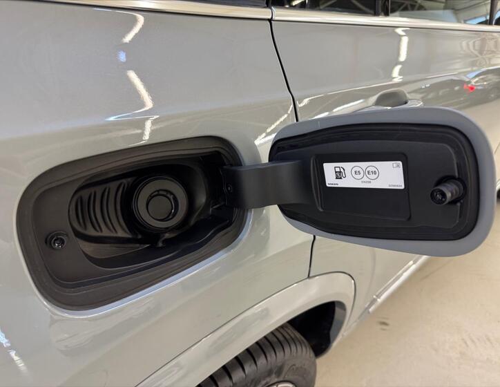 Volvo XC90 13