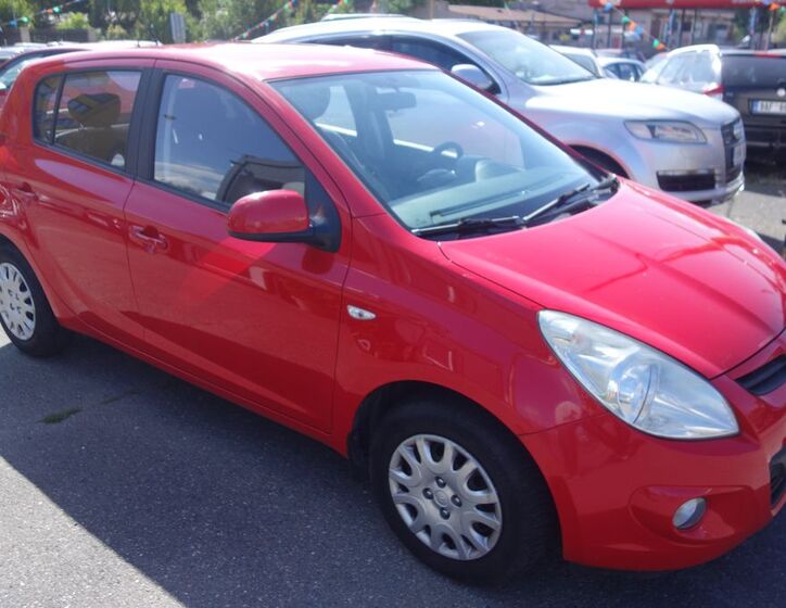Hyundai i20 4