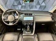 Jaguar E-Pace 10