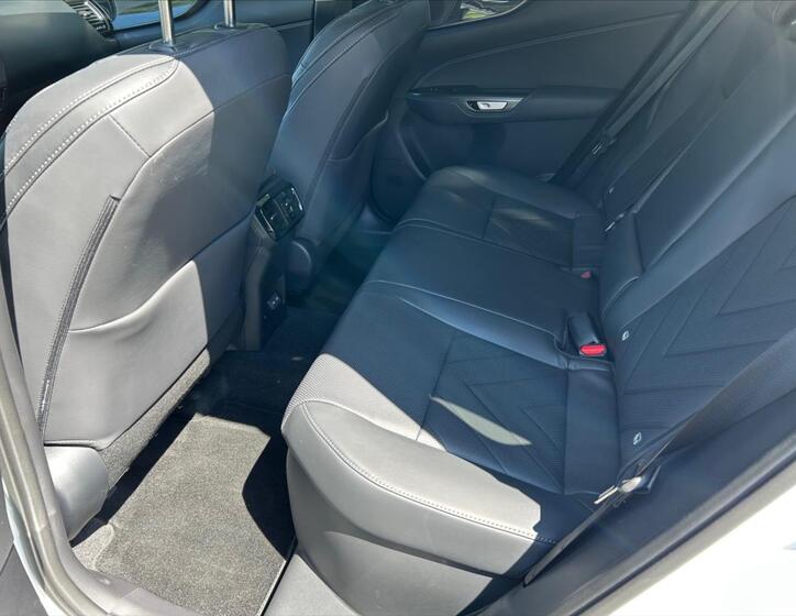 Lexus NX 350h 11