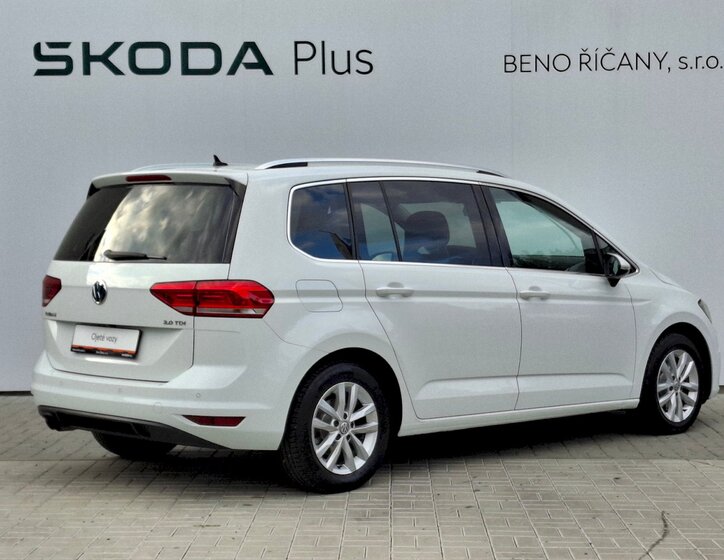 Volkswagen Touran 2