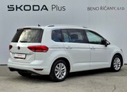 Volkswagen Touran 2