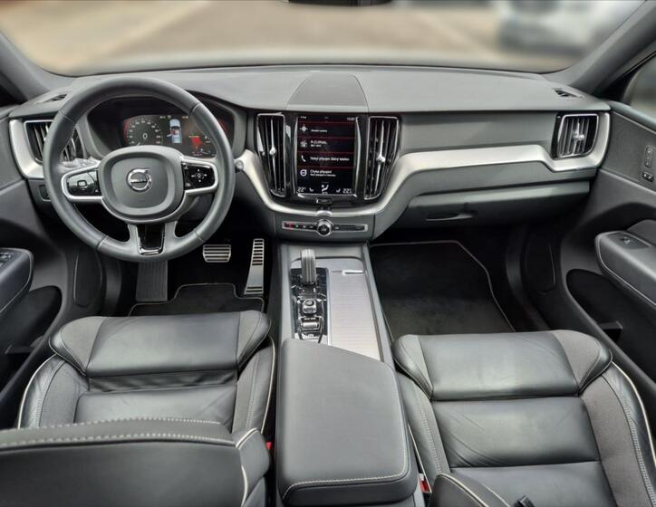 Volvo XC60 9