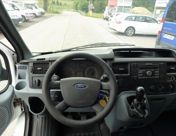 Ford Transit 26