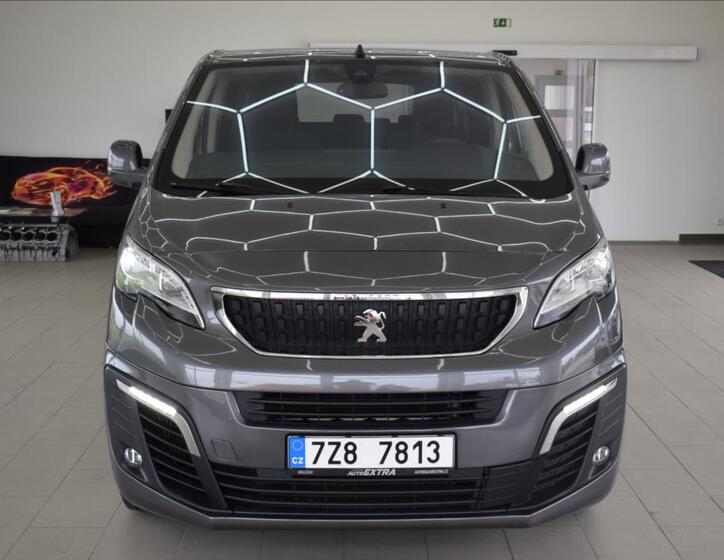Peugeot Traveller 2