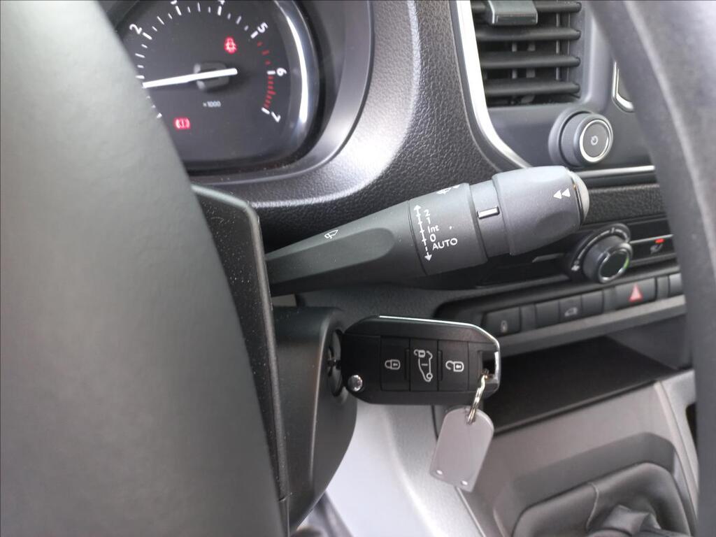 Toyota ProAce 17