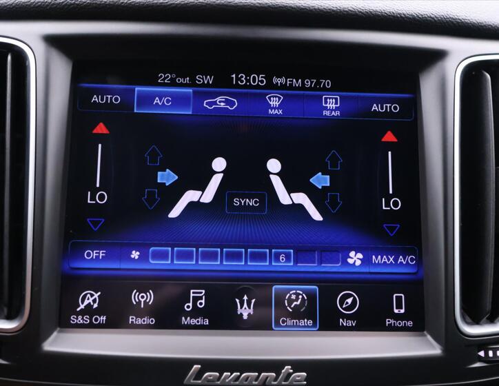 Maserati Levante 28
