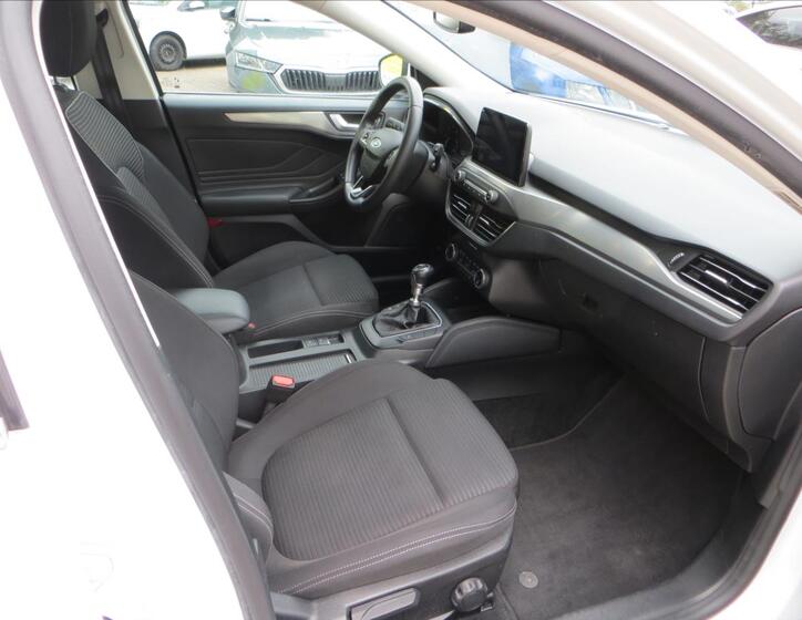 Ford Focus 11