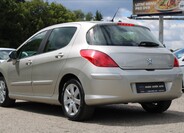 Peugeot 308 7