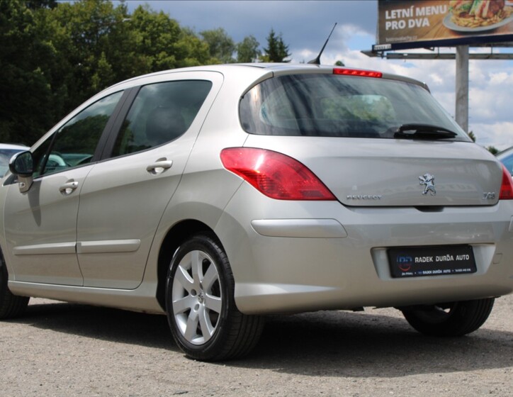 Peugeot 308 7