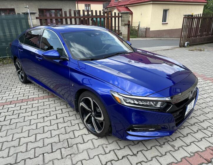 Honda Accord 1