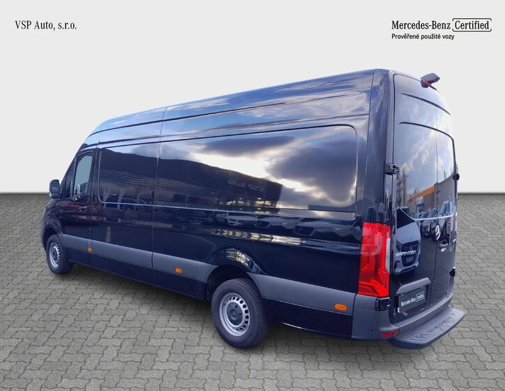 Mercedes-Benz Sprinter 3