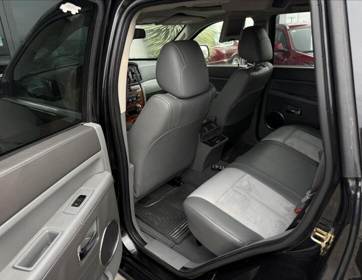 Jeep Grand Cherokee 11