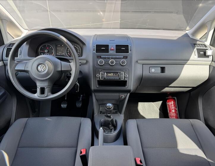 Volkswagen Touran 14