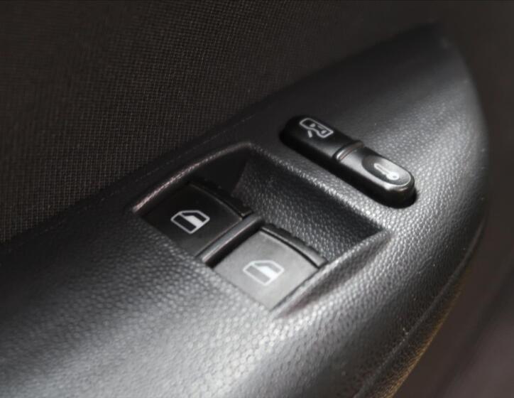 Škoda Fabia 15
