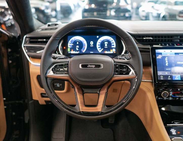 Jeep Grand Cherokee 22