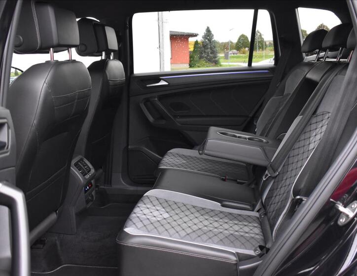 Volkswagen Tiguan Allspace 13