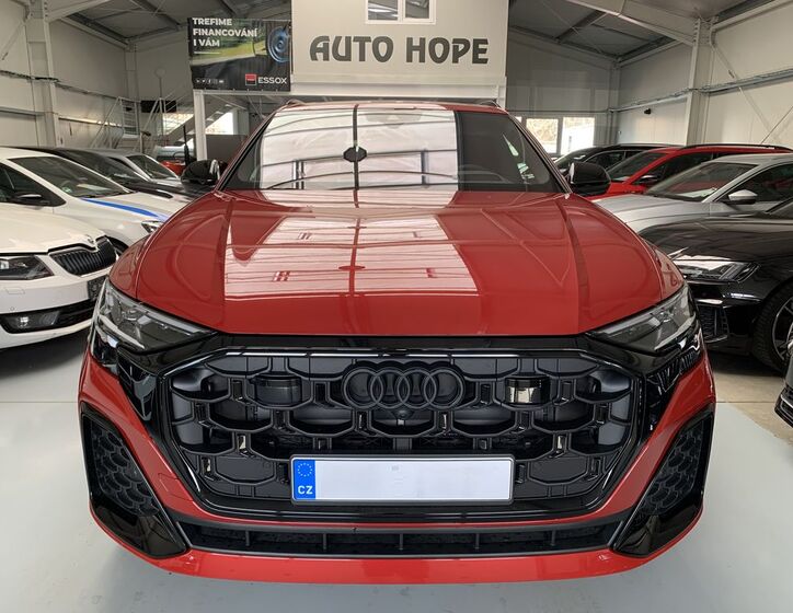 Audi Q8 2